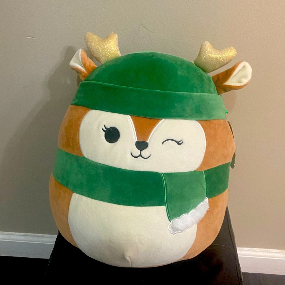 Squishmellow. New with tags. Special edition.